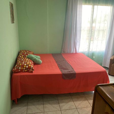 Hostel Casa Marina Πουέρτο Λιμόν Εξωτερικό φωτογραφία