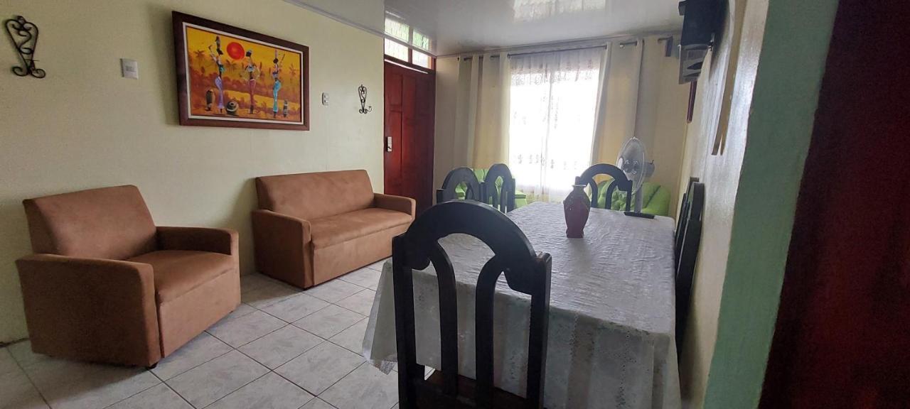 Hostel Casa Marina Πουέρτο Λιμόν Εξωτερικό φωτογραφία