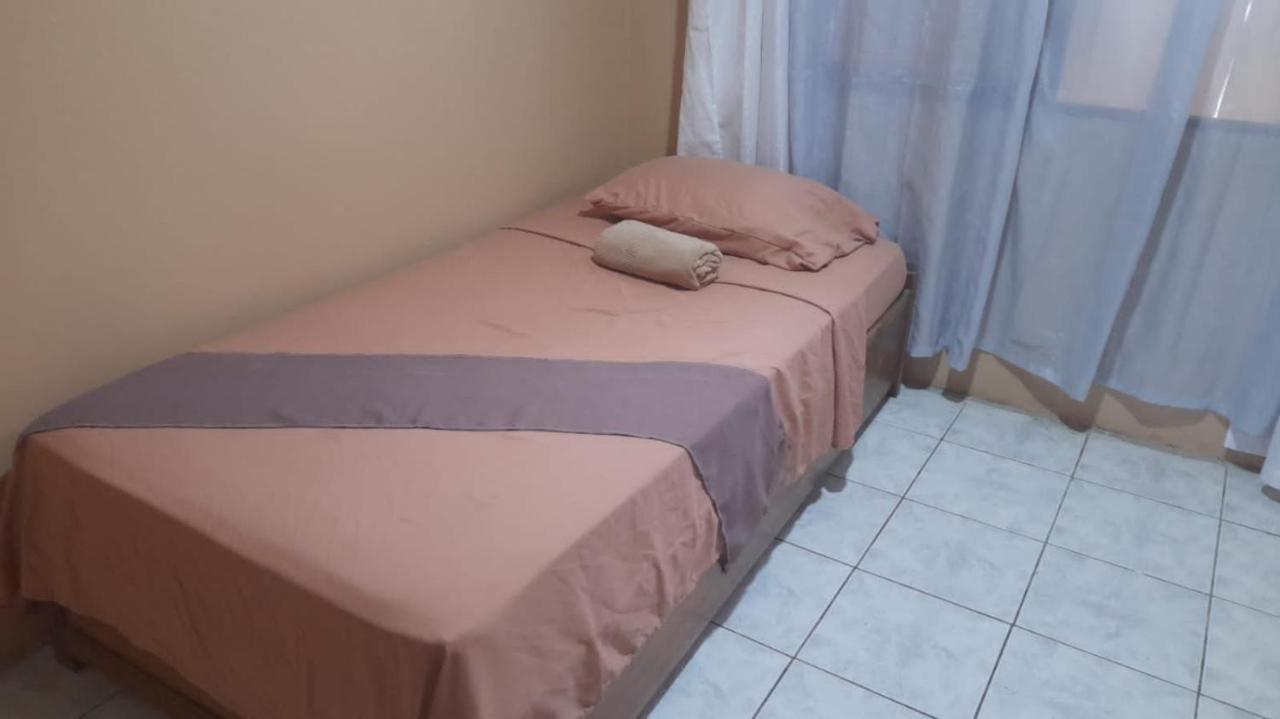 Hostel Casa Marina Πουέρτο Λιμόν Εξωτερικό φωτογραφία