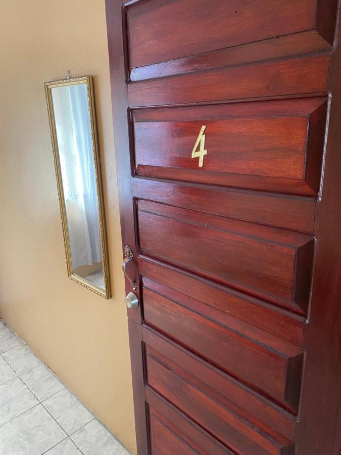 Hostel Casa Marina Πουέρτο Λιμόν Εξωτερικό φωτογραφία