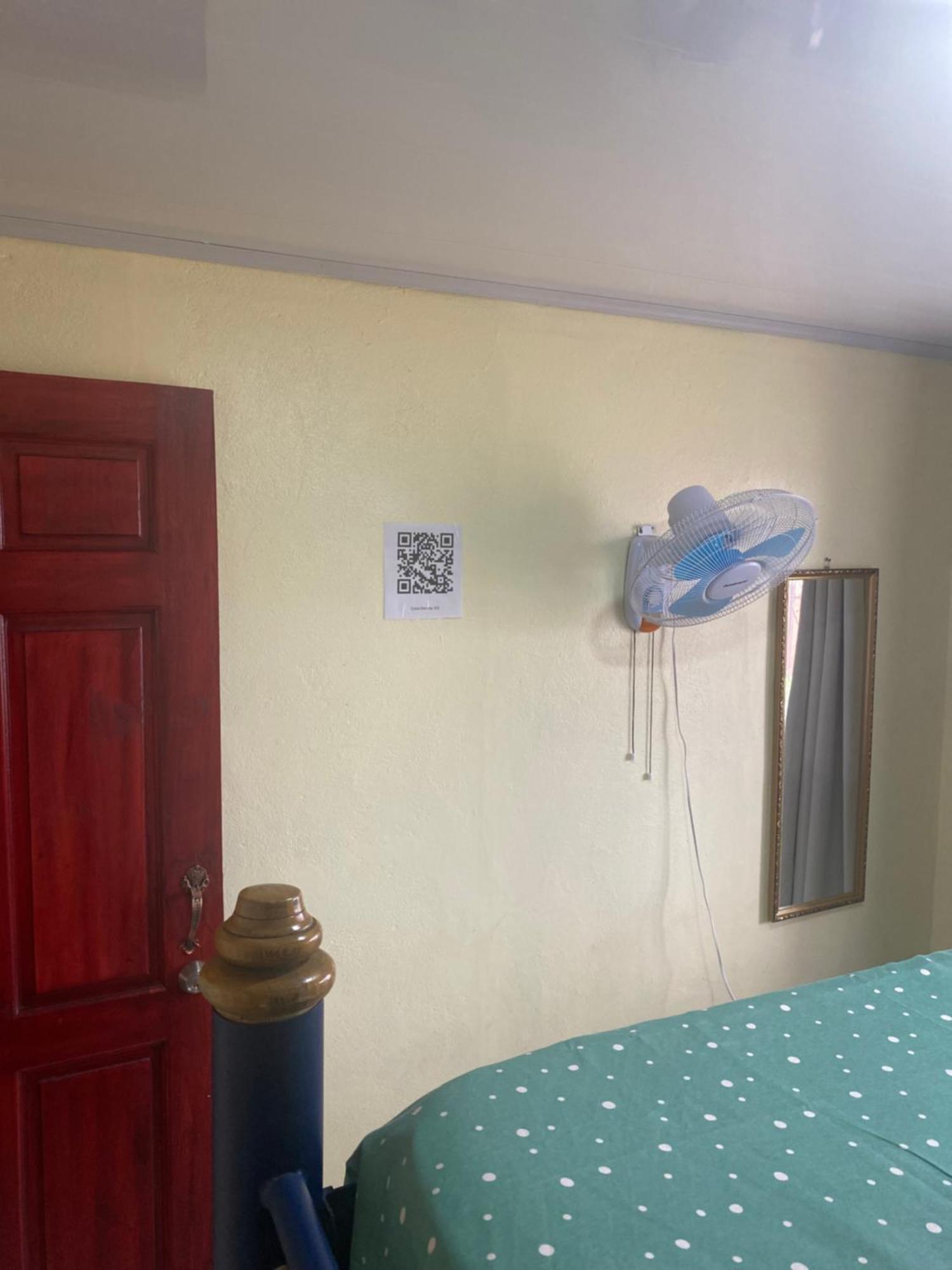 Hostel Casa Marina Πουέρτο Λιμόν Εξωτερικό φωτογραφία