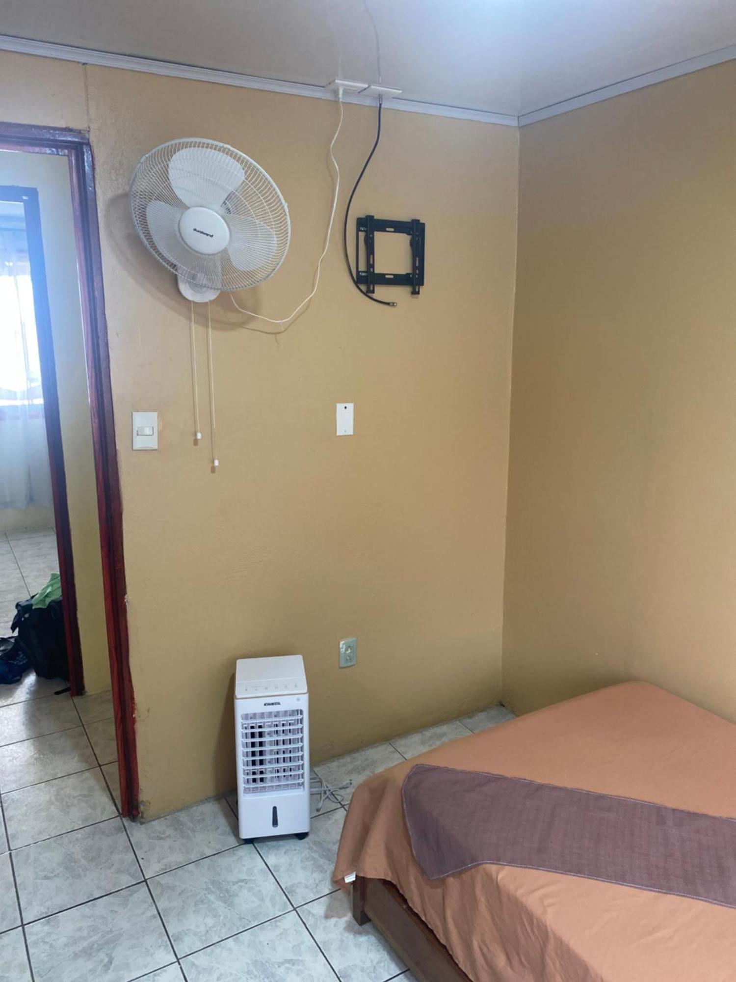 Hostel Casa Marina Πουέρτο Λιμόν Εξωτερικό φωτογραφία