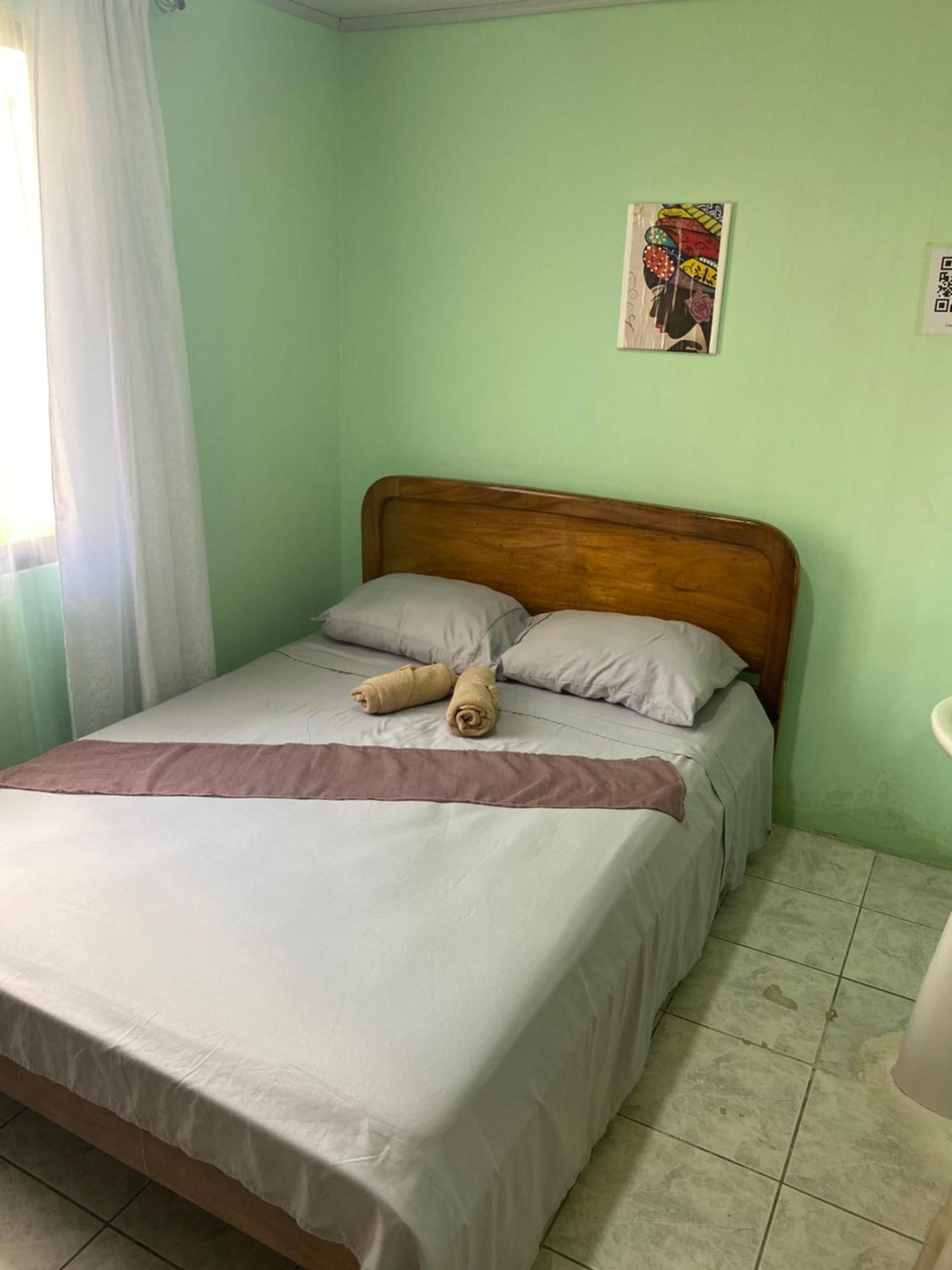 Hostel Casa Marina Πουέρτο Λιμόν Εξωτερικό φωτογραφία