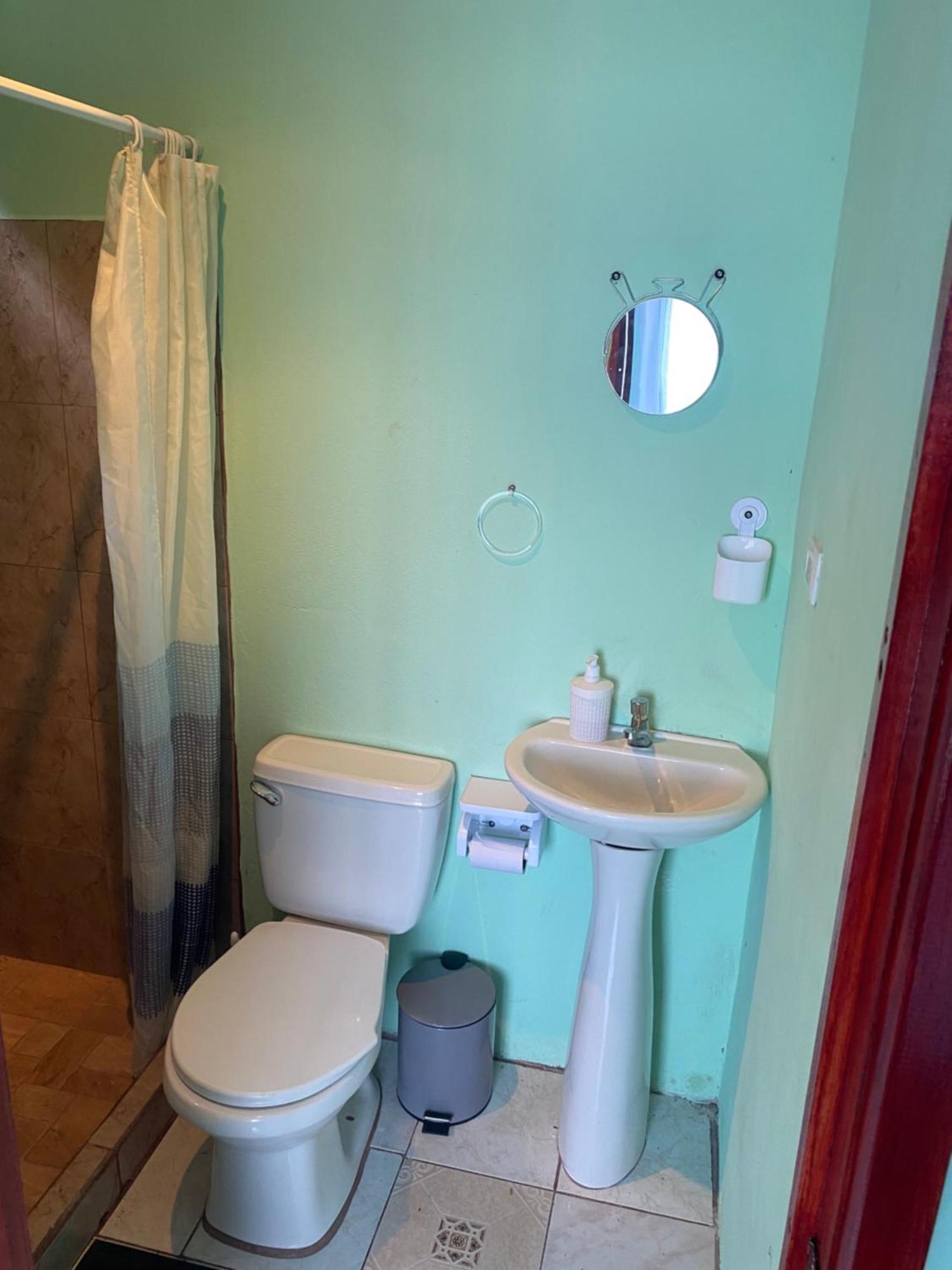 Hostel Casa Marina Πουέρτο Λιμόν Εξωτερικό φωτογραφία